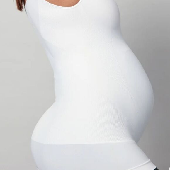 BLANQI EVERYDAY Maternity Belly Support Tanktop - Picture 10 of 15